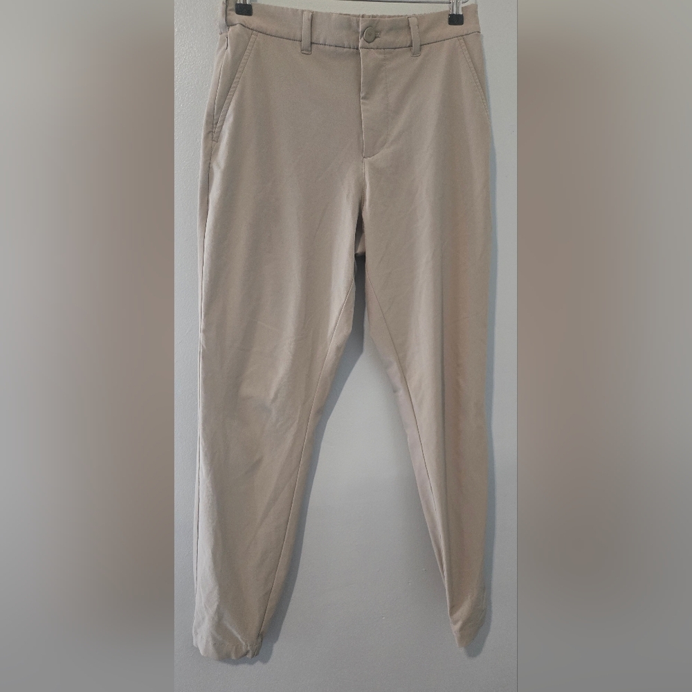 Mizzen & Main Khaki Joggers 32"W Slim. 30" Inseam. EUC!